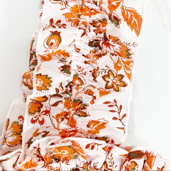 a loves a Smocked Ruffle Boho Floral Top M NWT - Picture 6 of 11